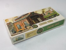 AIRFIX HO/OO MODEL RAILWAY KIT Engine Shed Unmade in Type 4b Box