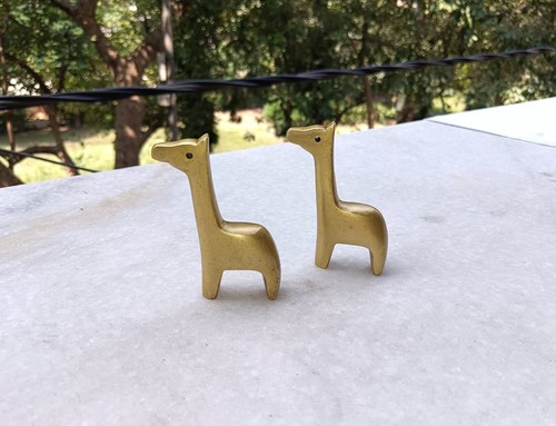 Masai giraffe paperweight - masai,