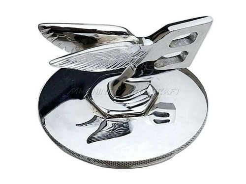 Vintage 1950s bentley - wing, b