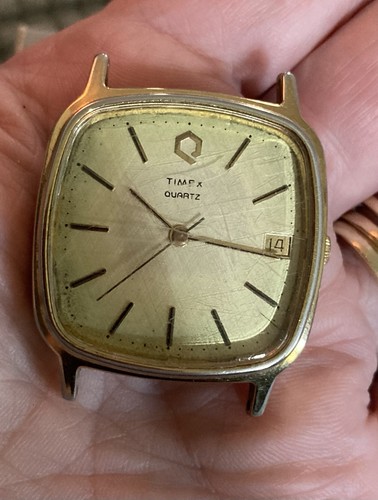 Vintage timex quartz - q,