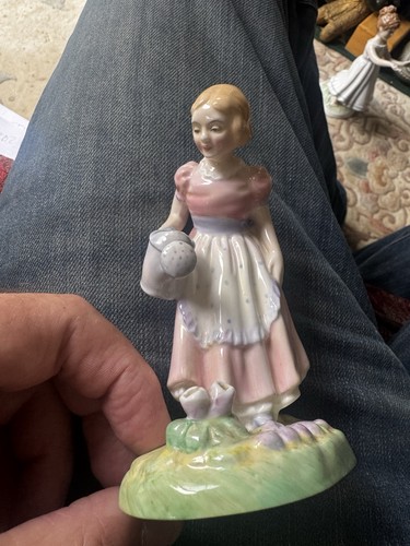 Rare doulton limited mary - rare,