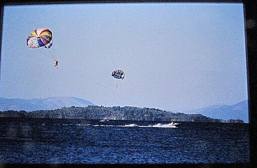 Parasailing parachute sailing - parachute,