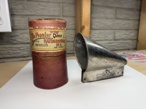 Antique clover harmonophone - harmonophone, no