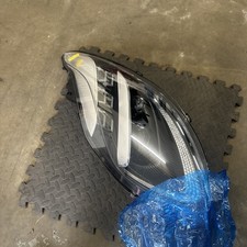 ASTON MARTIN VANQUISH 2025 Year RIGHT HEADLIGHT LH   GENUINE P/N RY53-13W030-DE