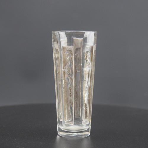 Rene lalique six figurine - six, shot