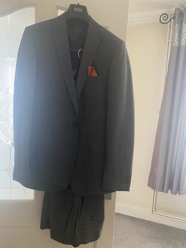 Man grey suit m - man’s, m&s