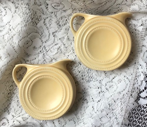 Wade pair circular art deco - pair,