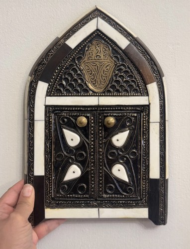 Vintage moroccan wall hanging - moroccan,