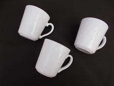 VINTAGE ARCOPAL SWIRL PATTERN