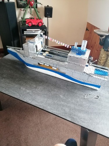 Meccano scratch built - meccano,