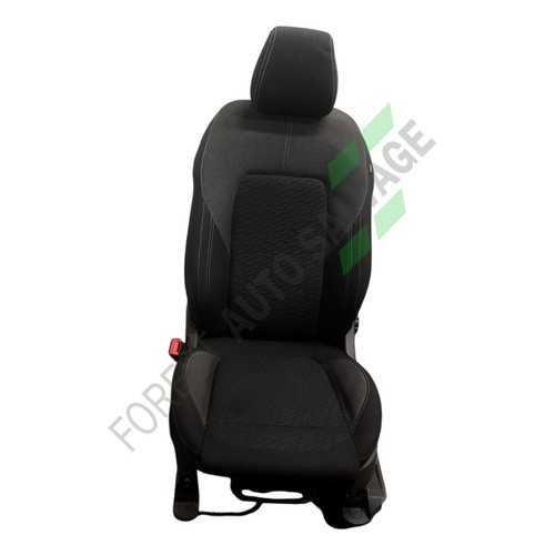 2023 ford puma front - puma, left