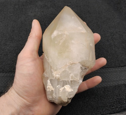 Large cloudy quartz natural - large,
