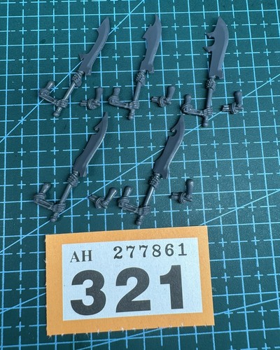 Grave guard handed weapon - 2,
