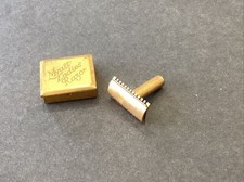 Vintage Myatt Co. England Miniature Ladies Razor In Case Free Ship