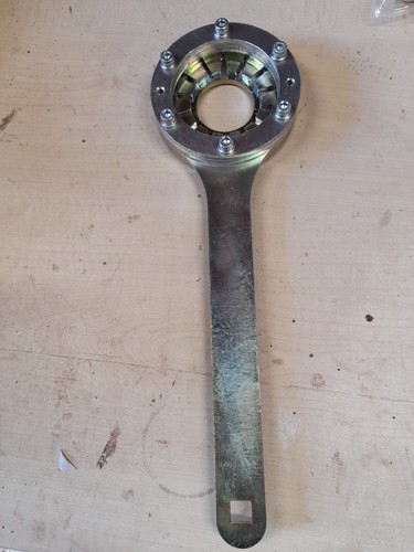 Ducati clutch basket holding - ducati,