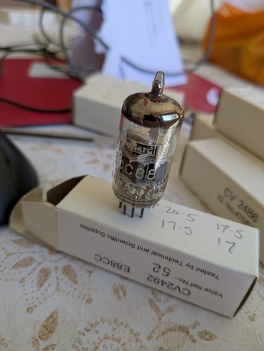 Mullard e88cc valve ga7 made - ga7,