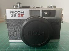 Ricoh 35 ZF  40mm f/2.8 compact 35mm Film Camera  EXCELLENT CONDITION A++