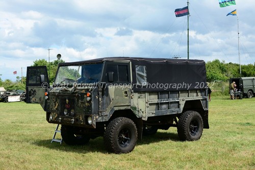Photo 12x8 landrover - photo, forward