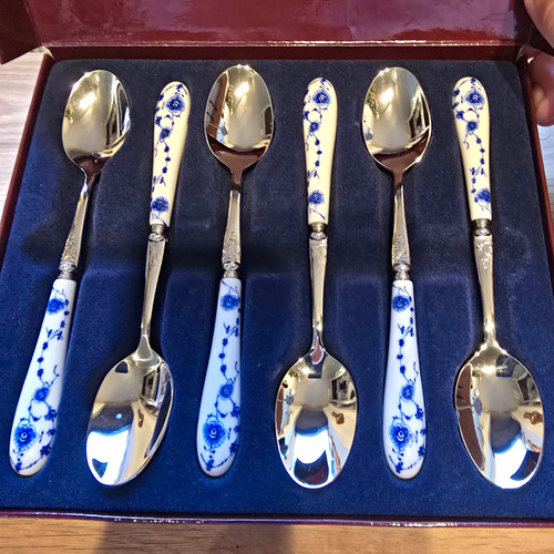 Stainless steel teaspoons - 6,