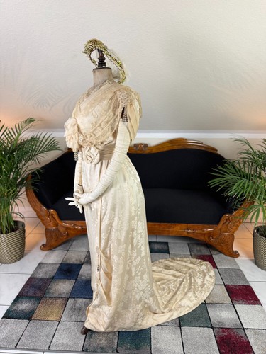 1912 antique titanic era - antique,