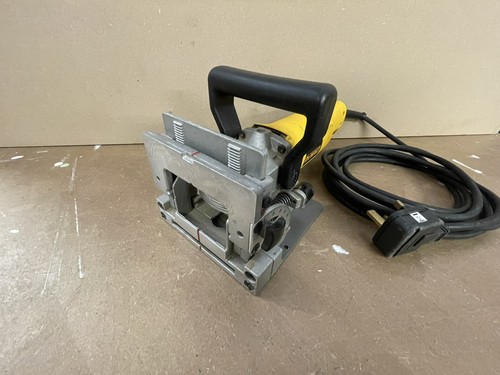 Dewalt 240v dw682k biscuit - dewalt,