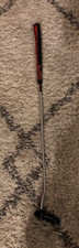 29” shaft odyssey metal x 7 putter right handed (grip may need to be replaced)