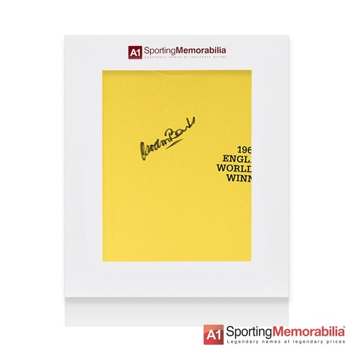 Gordon banks signed - gordon,