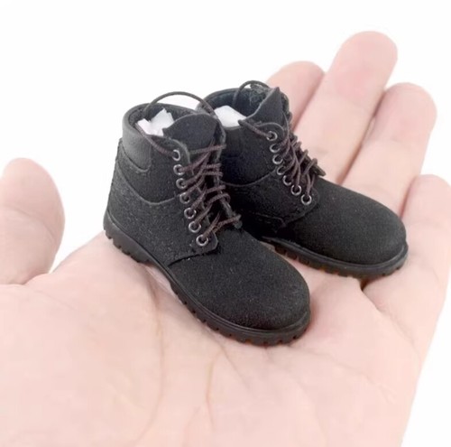 Soldier black solid boots - black,