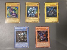 Yu-Gi-Oh! TCG Blue-Eyes White