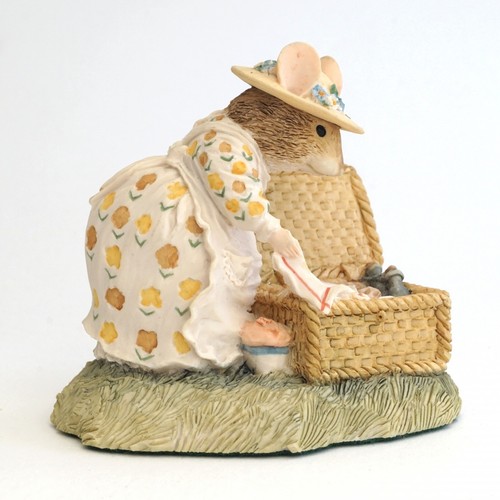 Border fine arts - border,