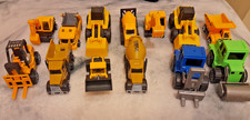 Large selection of children's plastic construction toys. approx. 1/66 scale.