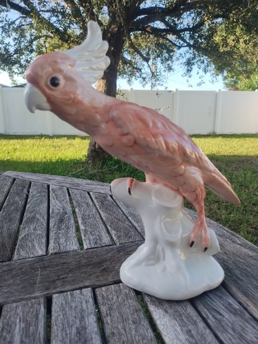 Vintage large pink cockatoo - large,