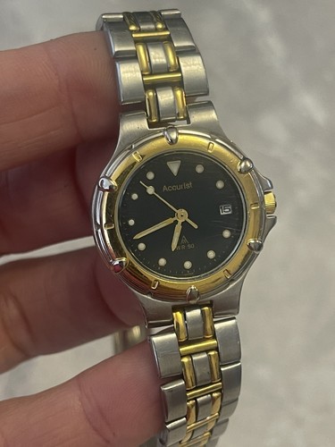 Accurist quartz black dial - quartz,