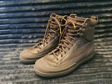 Women's Nike Tychee Mid ACG