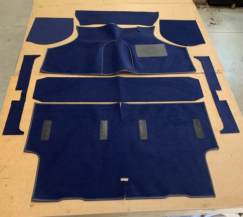 Classic mini blue tufted - ,