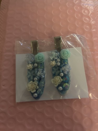 Pair blue white floral - blue,