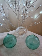 X2 Aqua Crackle-glazed Acrylic Baubles & X1 Glass Bauble Christmas Decor