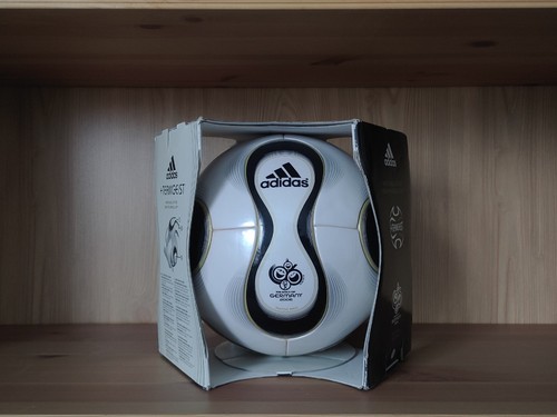 Adidas teamgeist 2006 world - adidas,