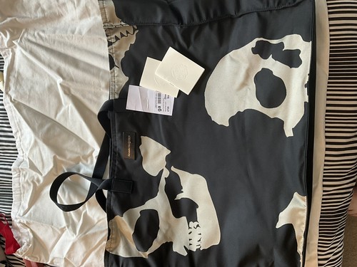 Alexander mcqueen logo skulls - logo,