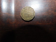 COLLECTABLE 3d THREE PENCE