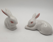 2 x  Vintage Rabbit White