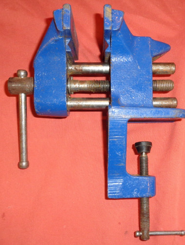 Vintage record v75 clamp - record,