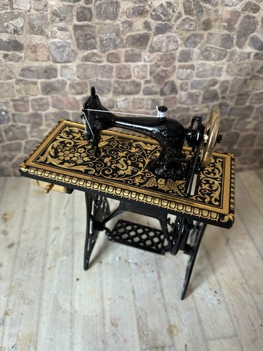 Dolls house scale anframa - house,