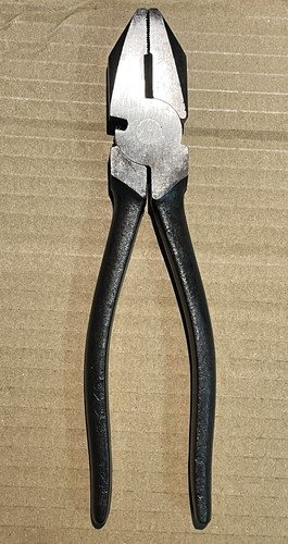 British telecom pliers - bt,