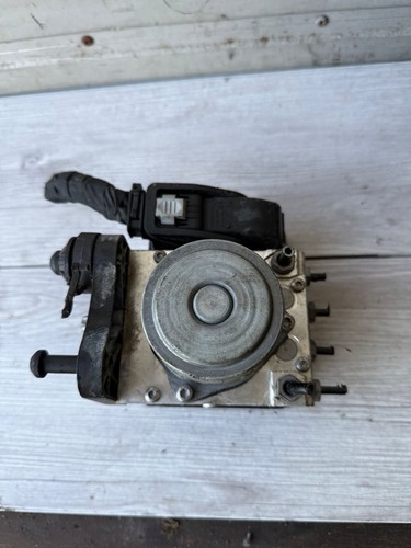 Mercedes class w213 abs pump - w213,