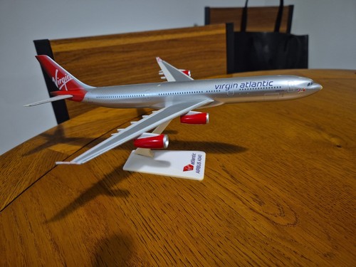 Virgin atlantic a340 - a340, model