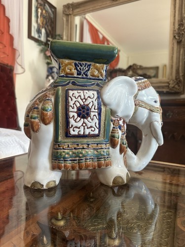Vintage ceramic elephant - vintage, plant