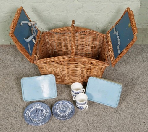 Vintage brexton wicker picnic - vintage,