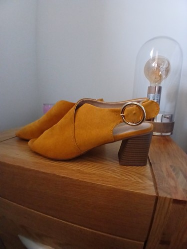 Mustard block heel - mustard,