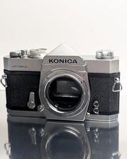 KONICA AUTOREFLEX T 35mm SLR